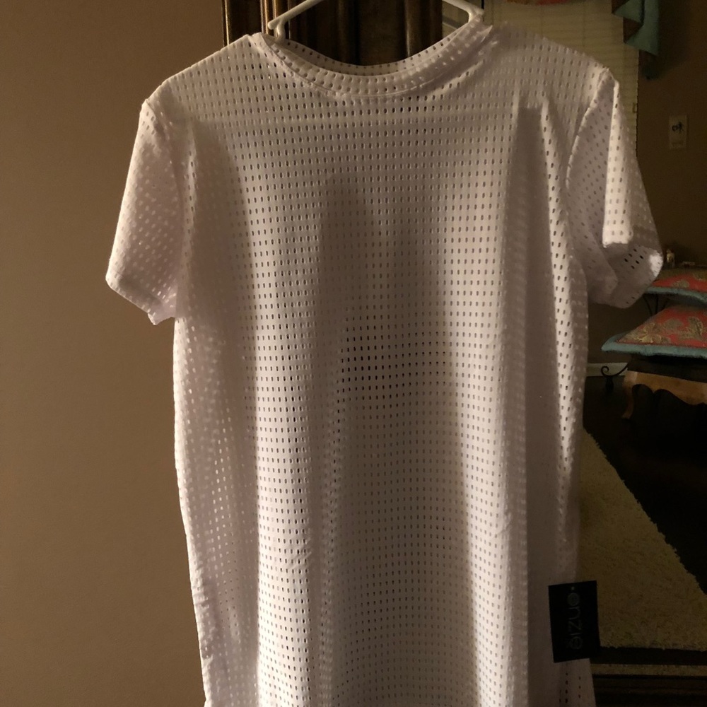 Onzie women’s top